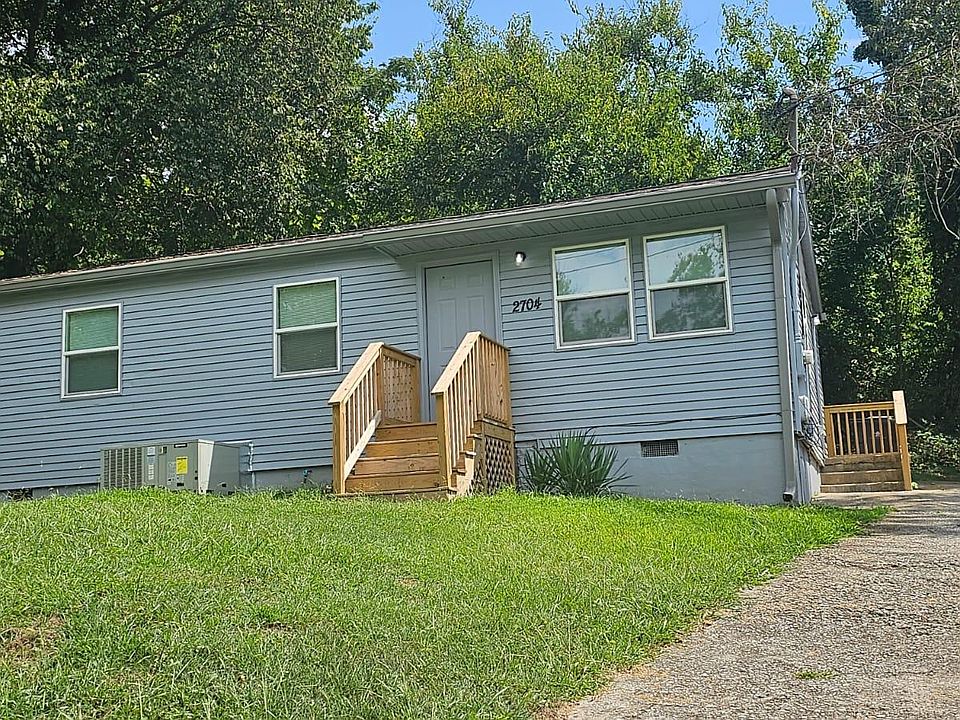 1st image of 2704 Sunset Ave