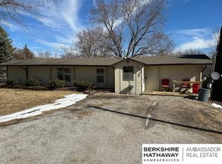 8301 Auburn Rd, Plattsmouth, NE 68048