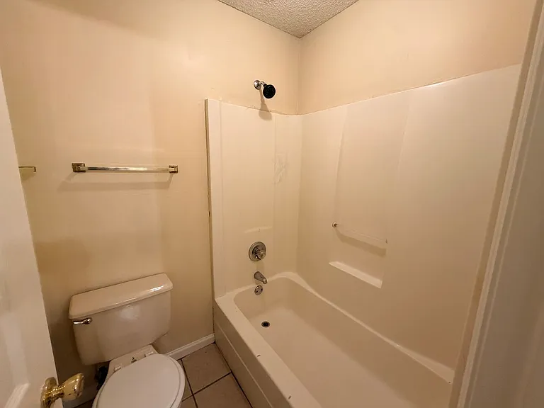 3905 Heatherwoods Dr — Photo 11