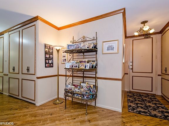 2nd image of 7141 N Kedzie Ave APT 1408