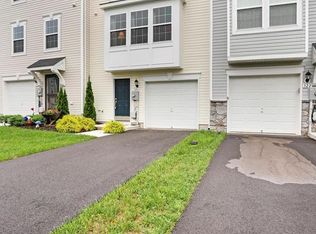 326 Rumbling Rock Rd, Hedgesville, WV 25427