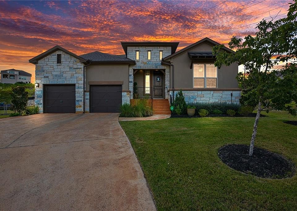 1st image of 315 Highland Village Dr