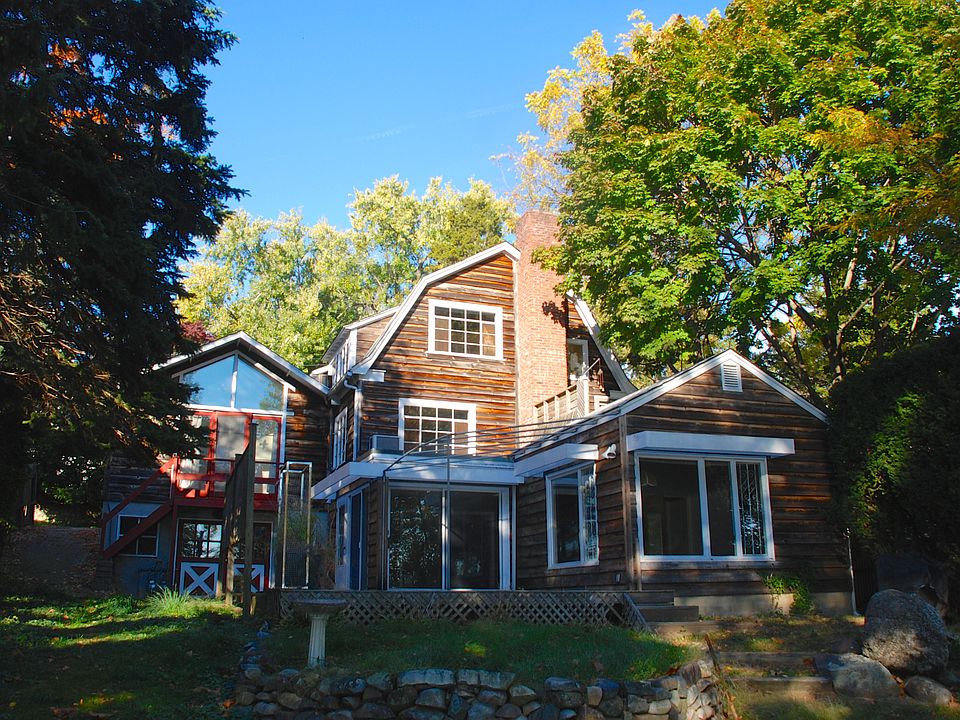 2nd image of 1 Orchard St