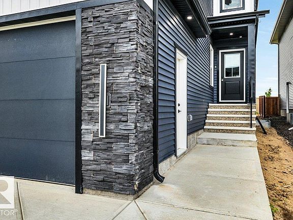 4th image of 5253 Kimball Cres SW