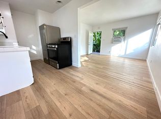 2139 Clinton St, Los Angeles, CA 90026