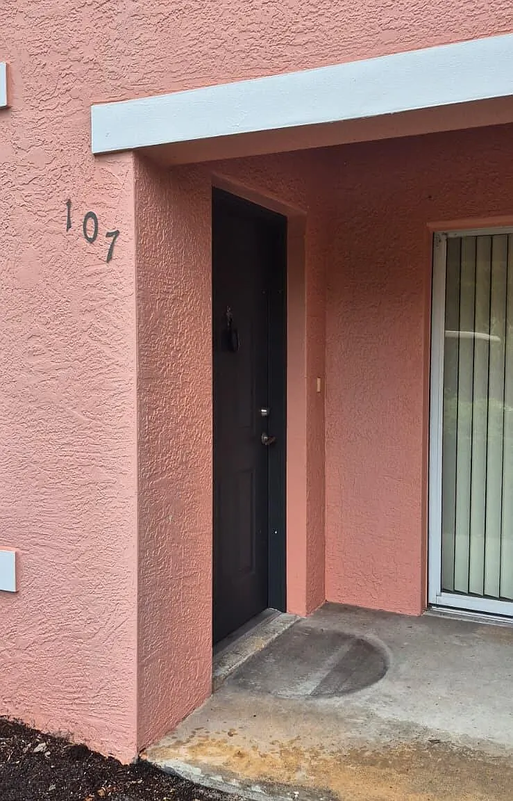 2 bed, 2.0 bath, 1141 sqft, $1,850 — Photo 2