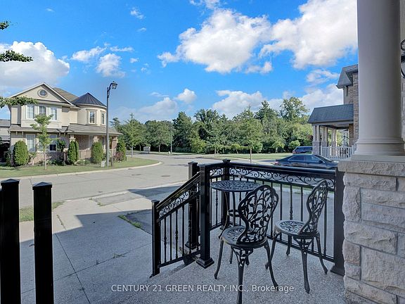 5th image of 409 Coombs Ct