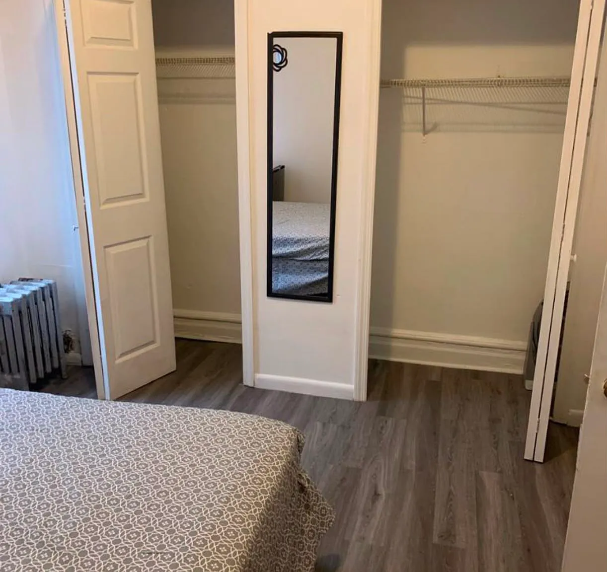 3 bed, $1,040 — Photo 2