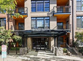 2335 NW Raleigh St UNIT 205, Portland, OR 97210