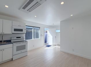 118 Bardsdale Ave, Oxnard, CA 93035