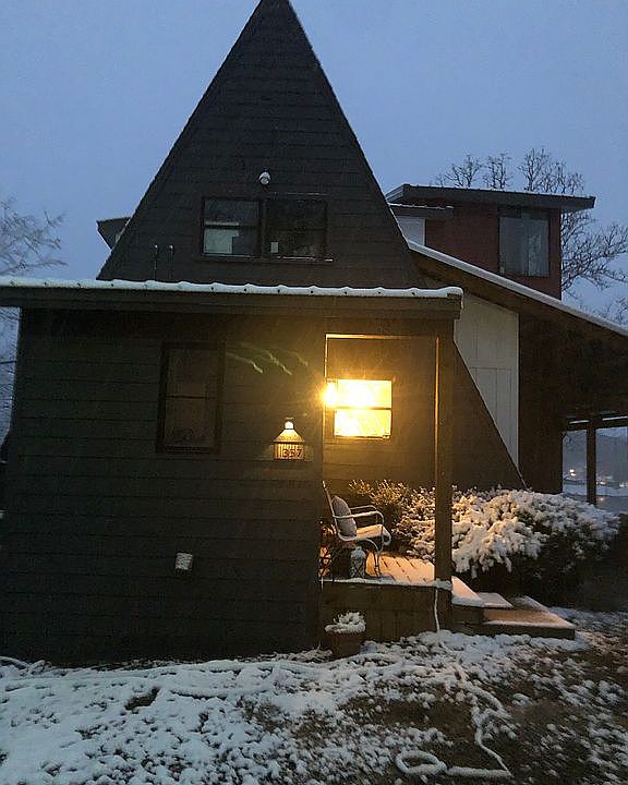 2nd image of 357 Arrowhead Dr