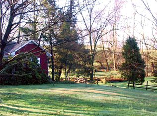 169 Slackwater Rd, Millersville, PA 17551