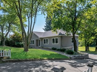 203 Dover Chester Rd, Randolph, NJ 07869