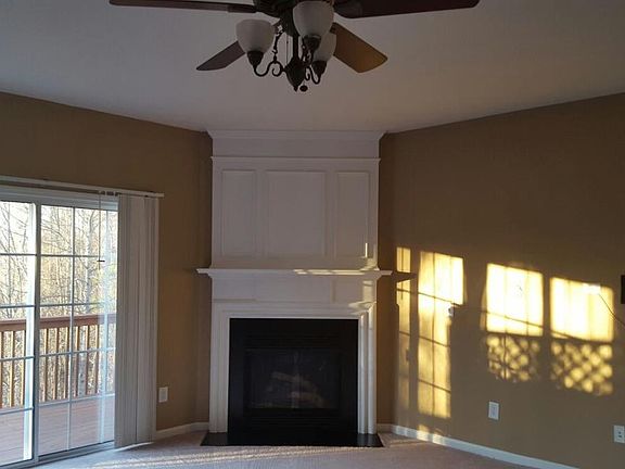 Family room 1