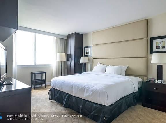5th image of 2670 E Sunrise Blvd #907