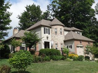 526 Macintosh Ln, Danville, IN 46122