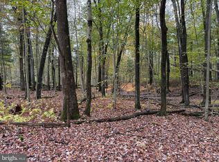 E Locust St, Mount Holly Springs, PA 17065