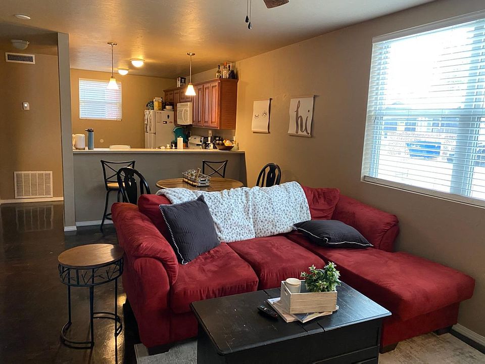 2nd image of 509A S Blakeley St #1