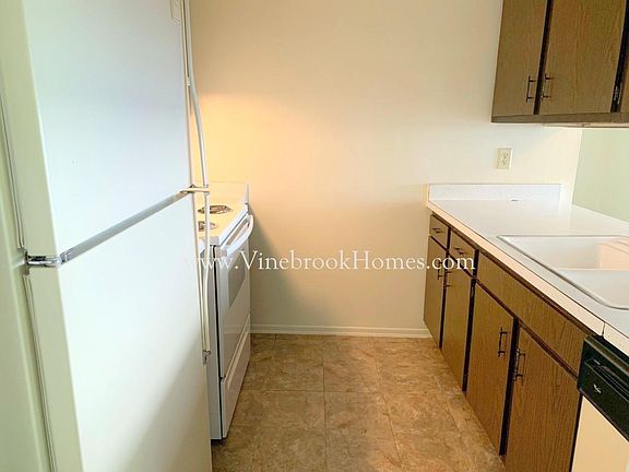 4th image of 5843 Troy Villa Blvd