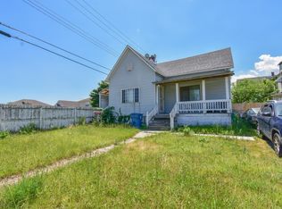 607 Jefferson St, Gary, IN 46402