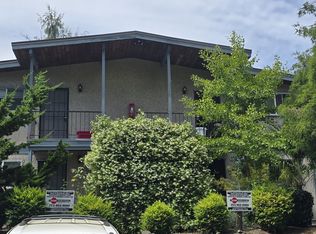 13041 12th Ave SW APT 4, Seattle, WA 98146
