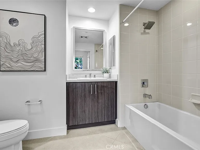 600 Rockefeller — Photo 15