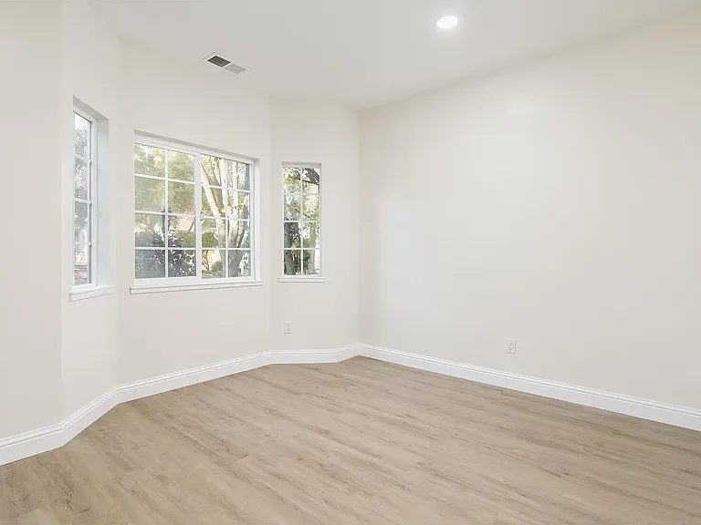 4590 Augustine St #1 — Photo 13