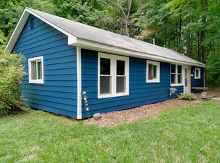 3991 Perkins Ave, Waterford, MI 48329