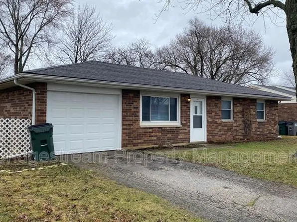 2507 Foxchase Ct W, Troy, OH 45373