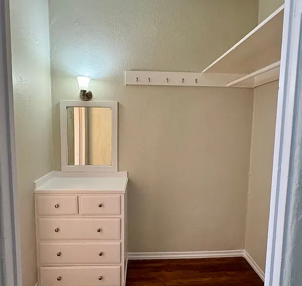 0080 - 328 Elm Ave. Llc. — Photo 10