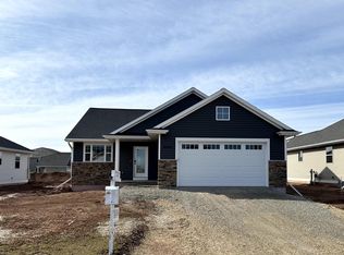 W6545 E Steamboat Ln, Appleton, WI 54915