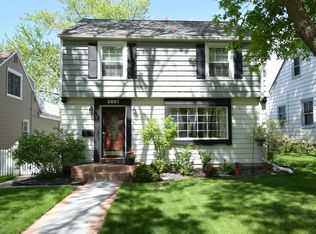 2951 N 90th St, Milwaukee, WI 53222