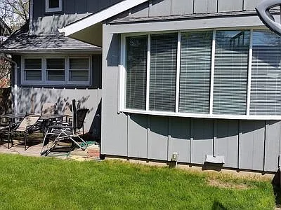 6015 N Shoreland Ave — Photo 3