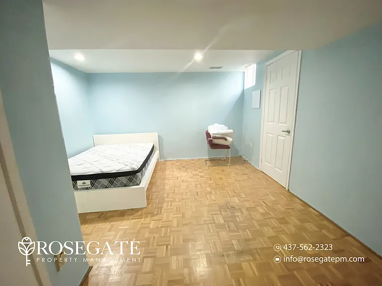 3528 Ellesmere Rd #2 — Photo 4