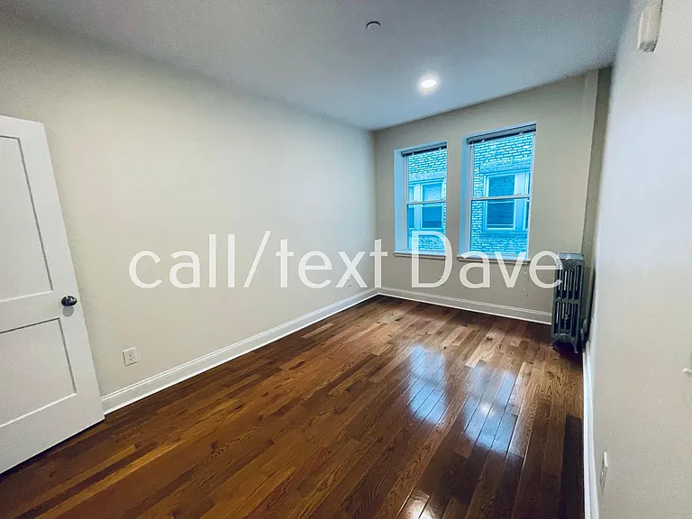 123 Sutherland Rd #2 — Photo 11