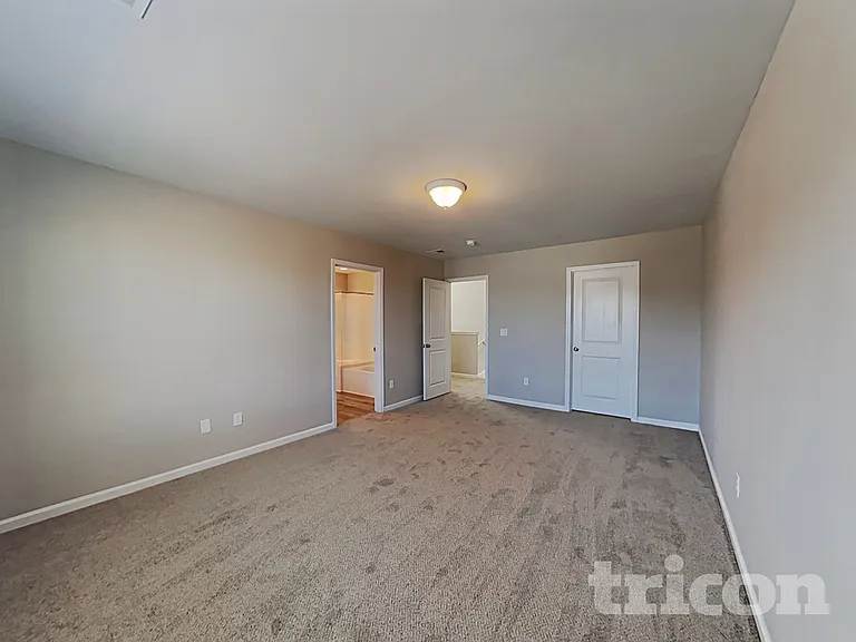 312 Winston Ln — Photo 7