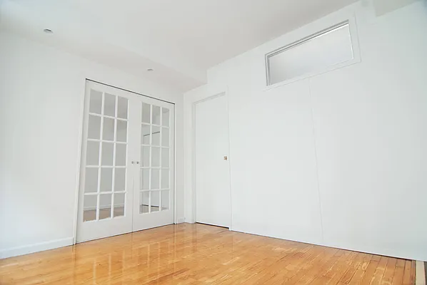 Rented by WAM Partners - William Moses Co. | media 27