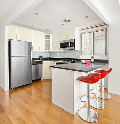 Sold by Compass | media 3