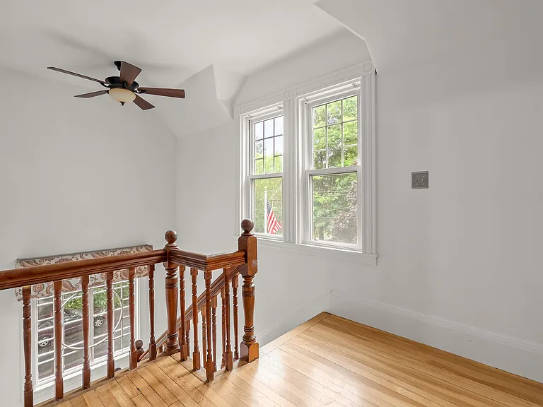 103 Hollis Ave — Photo 17