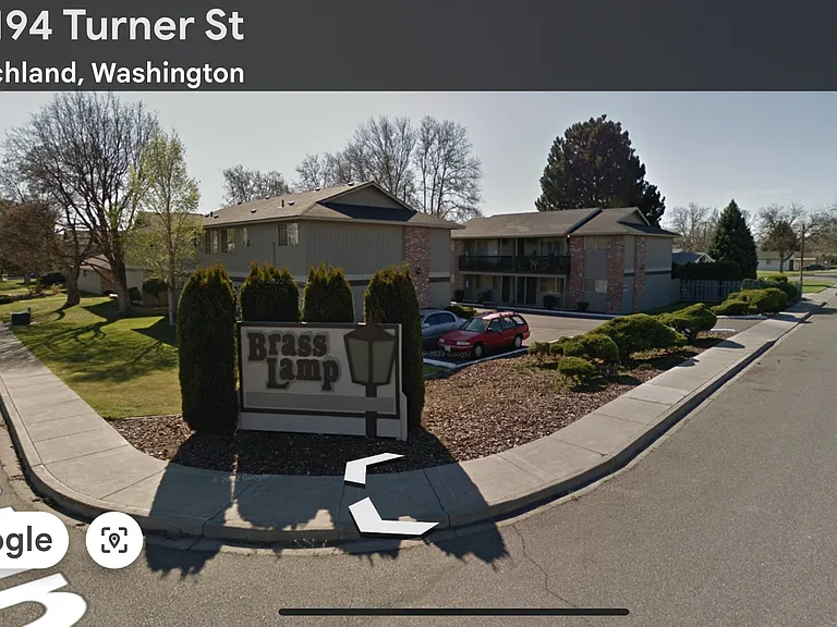 2111 Turner St — Photo 1