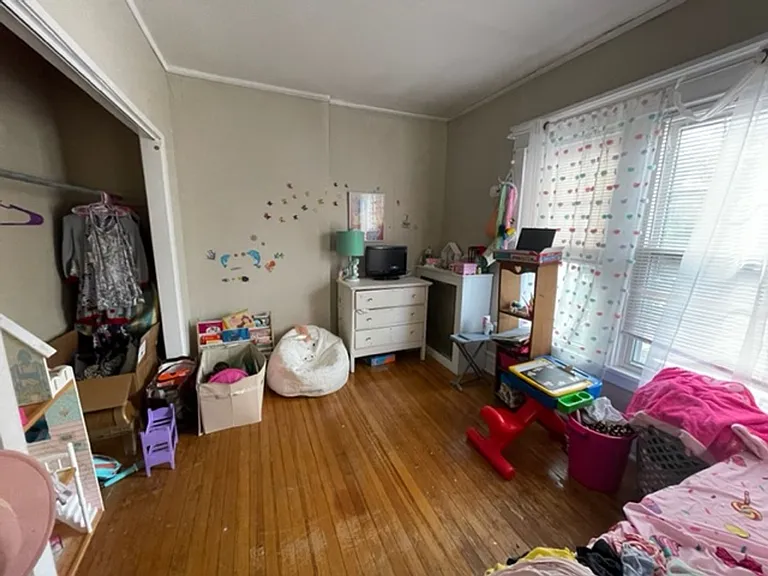 1 Manning Blvd — Photo 8