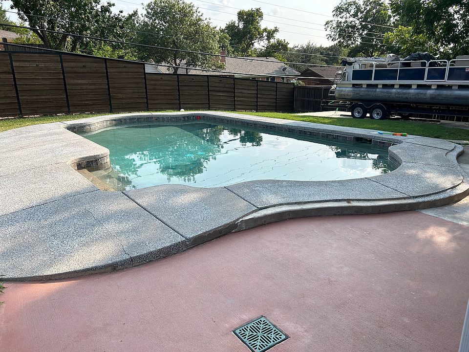 1st image of 6025 Wedgmont Cir N