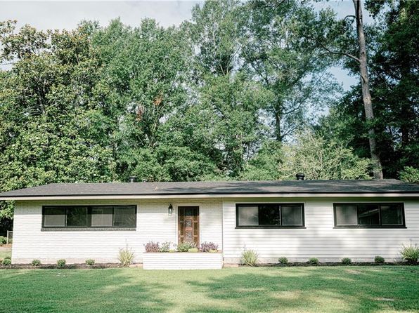 305 Peachtree Dr, Bogalusa, LA 70427