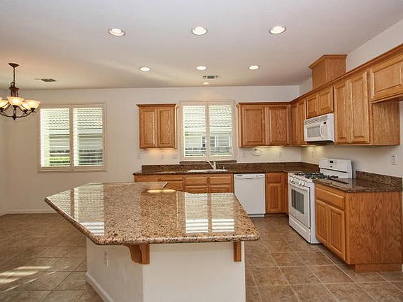 2nd image of 4589 Monte Mar Dr