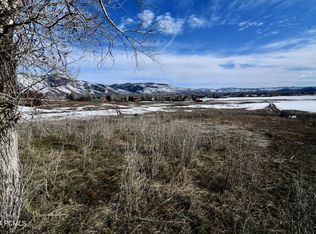 5851 N Starr Ln, Oakley, UT 84055