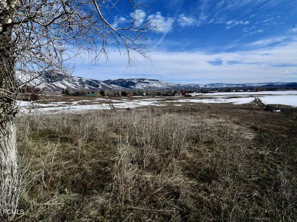 5851 N Starr Ln, Oakley, UT 84055