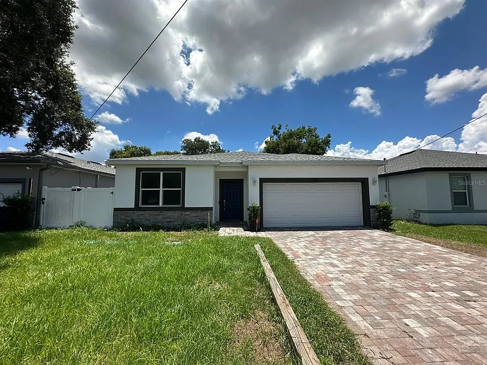 117 W Murphy St