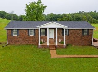 420 Henry Harris Rd, Westmoreland, TN 37186