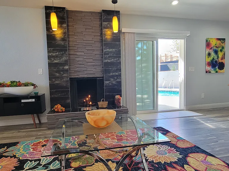 3327 Seminole Cir — Photo 8