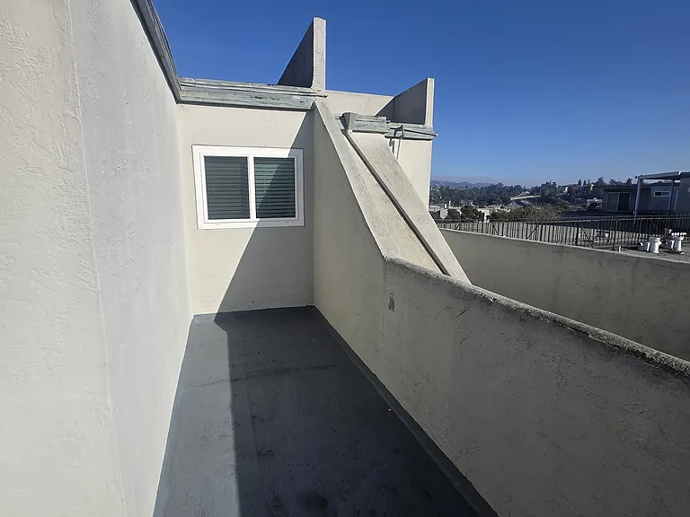 520 Van Buren Avenue — Photo 119